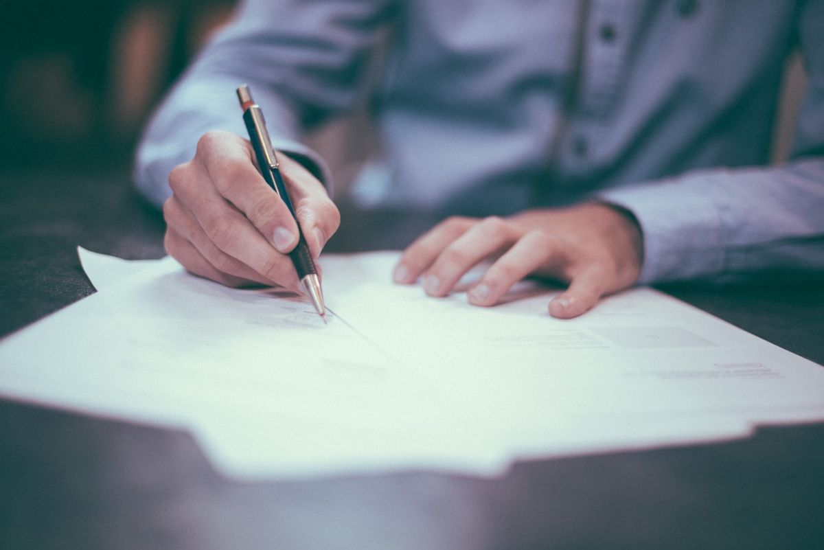 Retained vs contingency: which search model fits your role